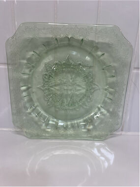 Vintage Jeanette Depression Uranium Green Glass Adam Saucer 6” Plate